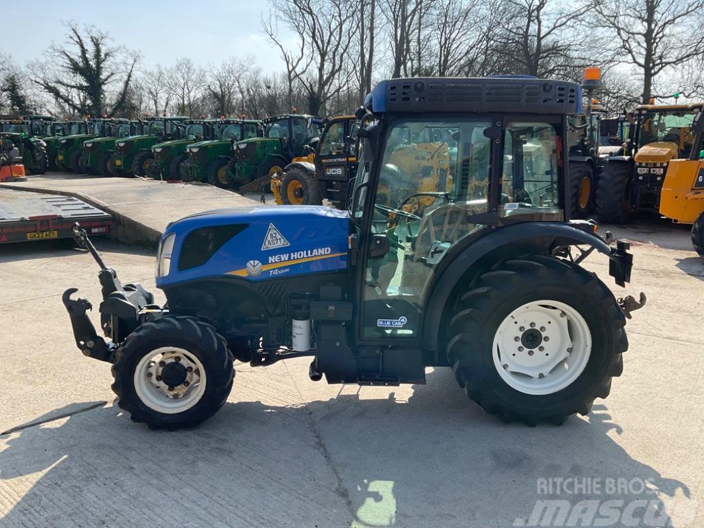New Holland T 4.100 Tractores