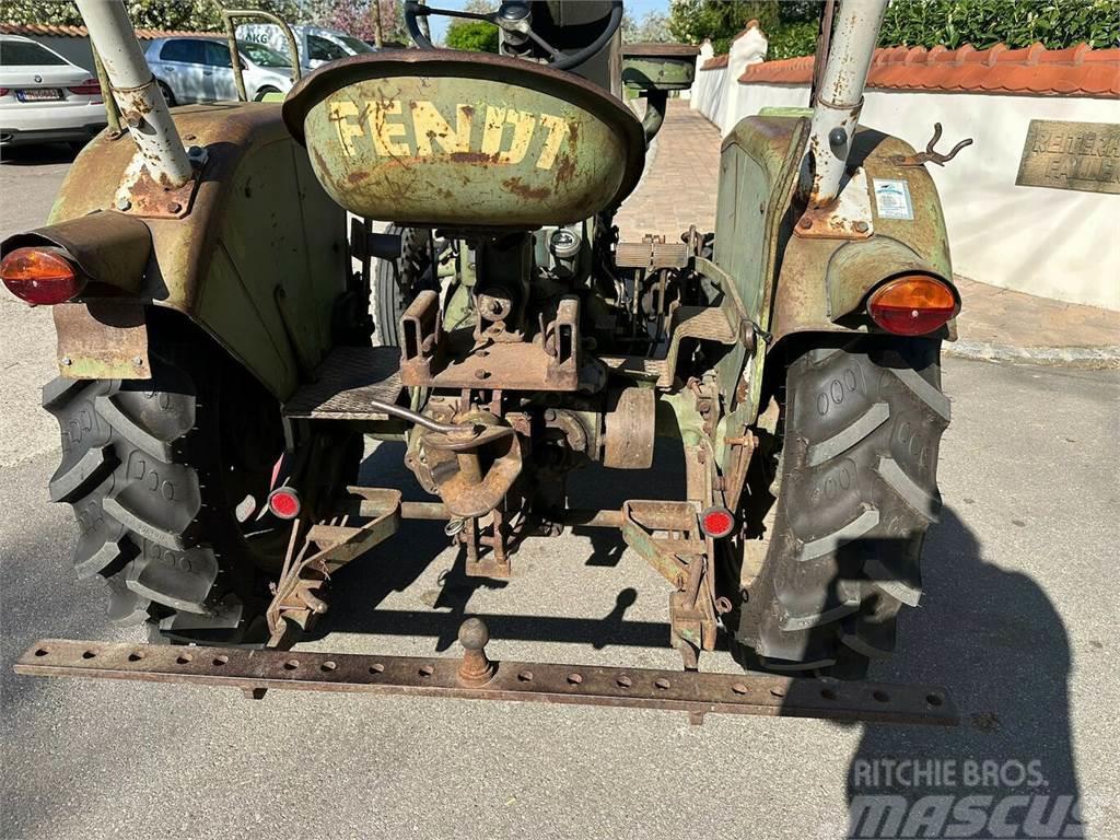 FENDT Fix 1 Traktor Tractores