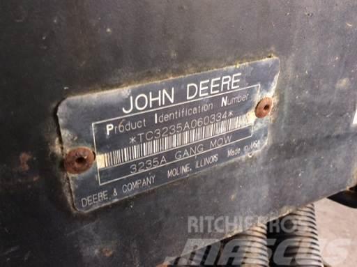 John Deere 3235A GANG MOWER Corta-césped manual