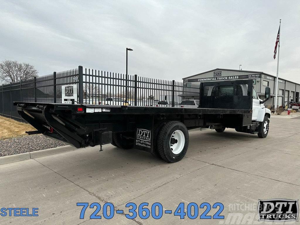 Chevrolet C6500 24' Flatbed With 2,500lb Lift Gate Camiones plataforma