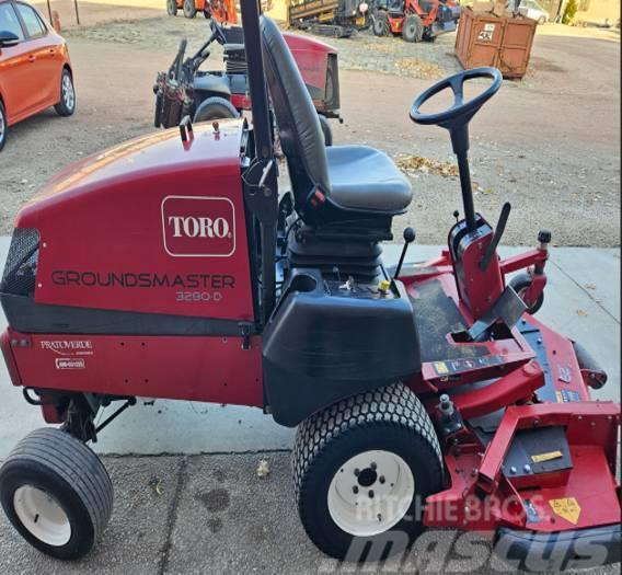 Toro Groundsmaster 3280-D Traction Unit Tractores corta-césped