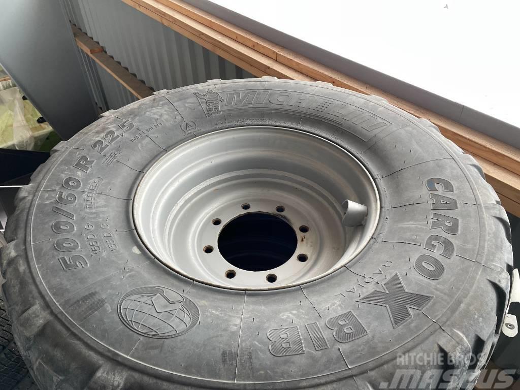 Michelin 4st beg 500/60R22,5 på fälgar Wille m.fl Neumáticos, ruedas y llantas