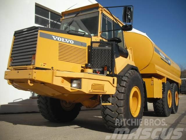 Volvo A25C WITH NEW WATER TANK Dúmpers articulados
