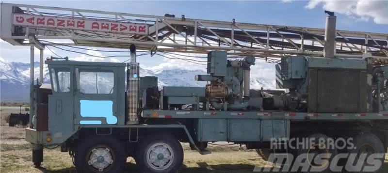 Gardner-Denver Denver 1500 drill rig Perforadoras de superficie
