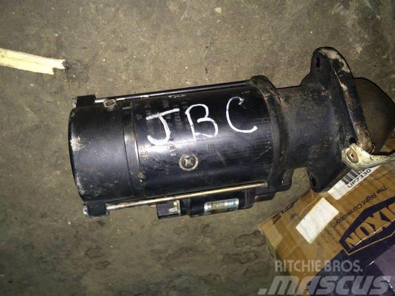 JCB 05-209 Otros componentes
