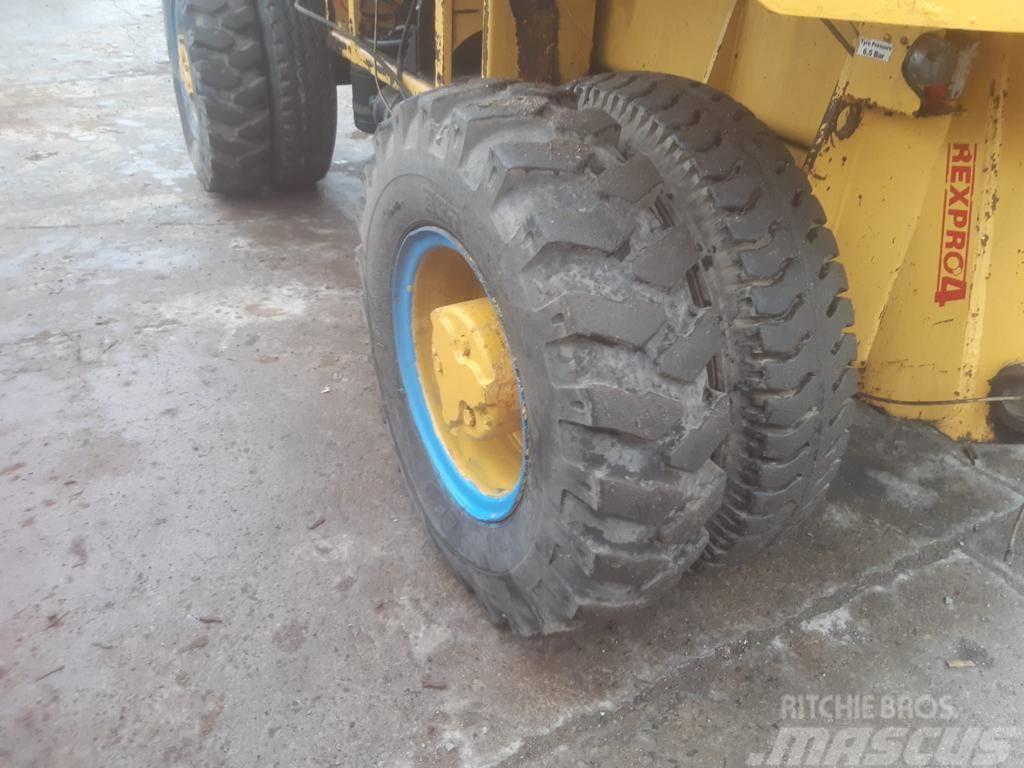 CASE WX 170 Excavadoras de ruedas