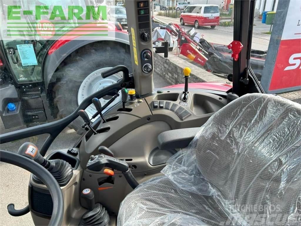 Case IH farmall 90c frontlader quicke ohne paralellführu Tractores