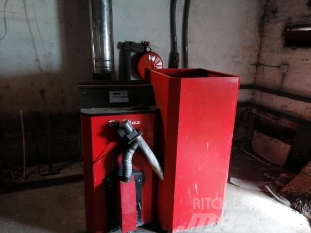  - - -  Biomax 30 Caldera y hornos de biomasa