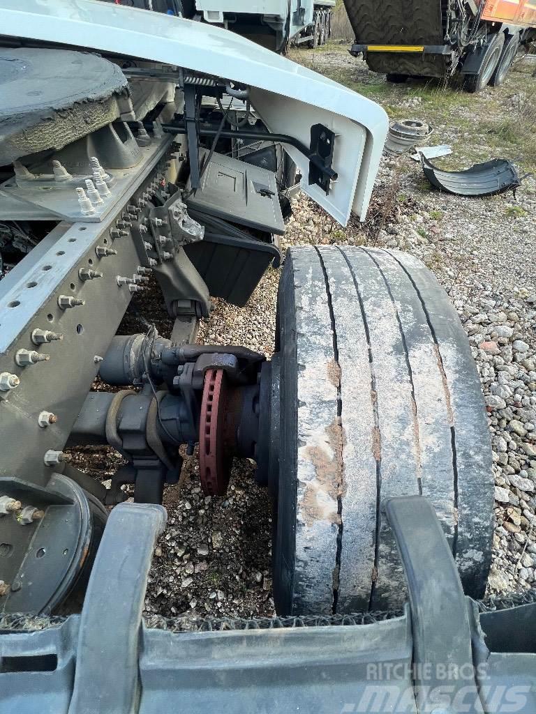 Renault T480 *ACCIDENTE*DAMAGED*UNFALL* Cabezas tractoras