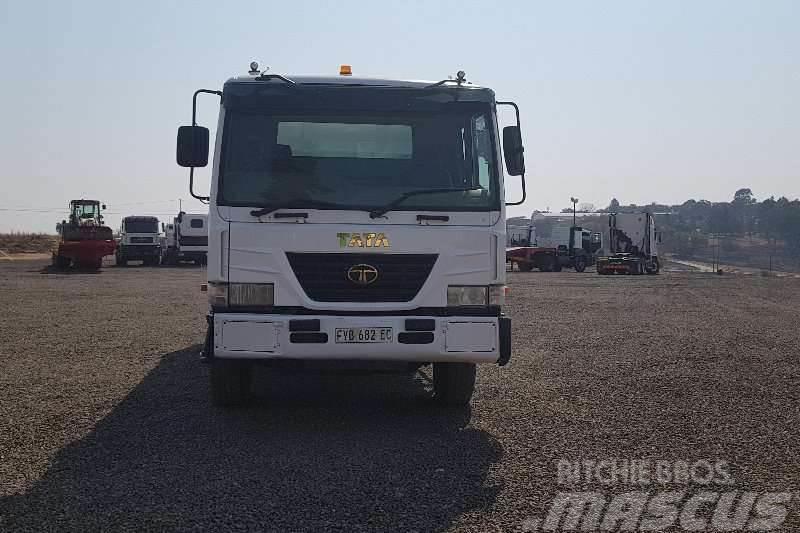 Tata Novus 3434 Otros camiones