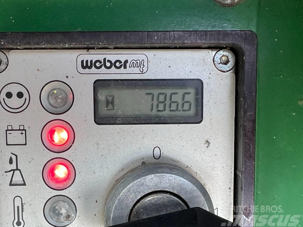 Weber CR8 - Excellent Condition / Low Hours Vibradores
