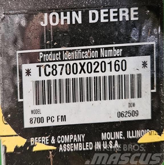 John Deere 8700 Máquinas de calles