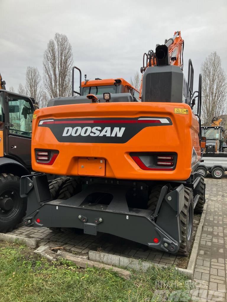 Doosan DX 170 W-7 Excavadoras de ruedas