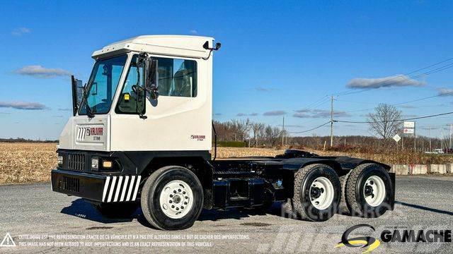 Ottawa KALMAR T2 6 X 4 YARD SPOTTER SHUNTER Cabezas tractoras