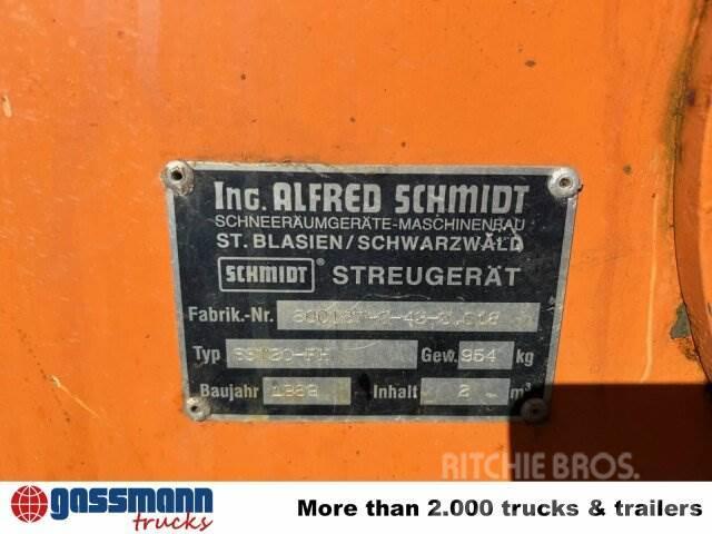 Schmidt SST20-FH Salzstreuer ca. 2m³, Unimog Otros accesorios para tractores