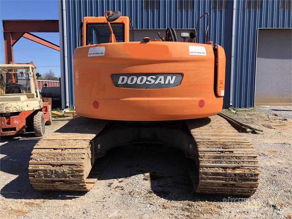 Doosan DX235 LCR Excavadoras de cadenas