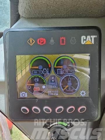 CAT 257D3 Minicargadoras