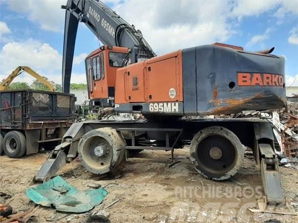 Barko 695MH Excavadoras de manutención