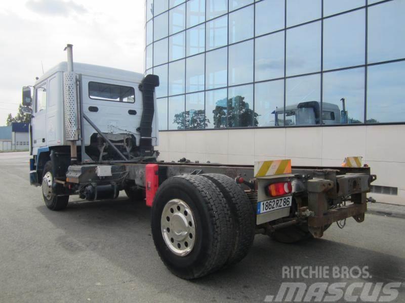 Volvo F12 440 Camiones chasis