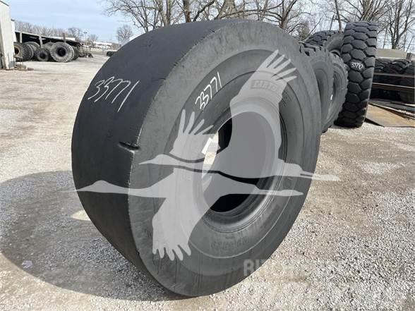 BKT 29.5R29 Neumáticos, ruedas y llantas