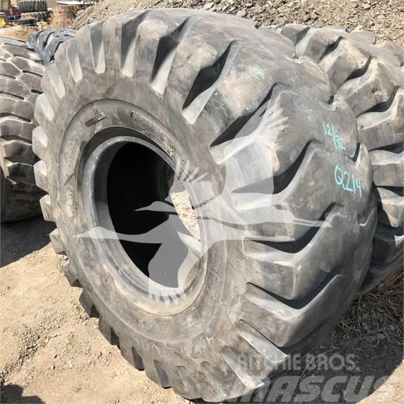 Bridgestone 23.5x25 Neumáticos, ruedas y llantas