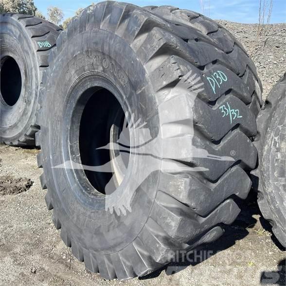 Deestone 23.5X25 Neumáticos, ruedas y llantas