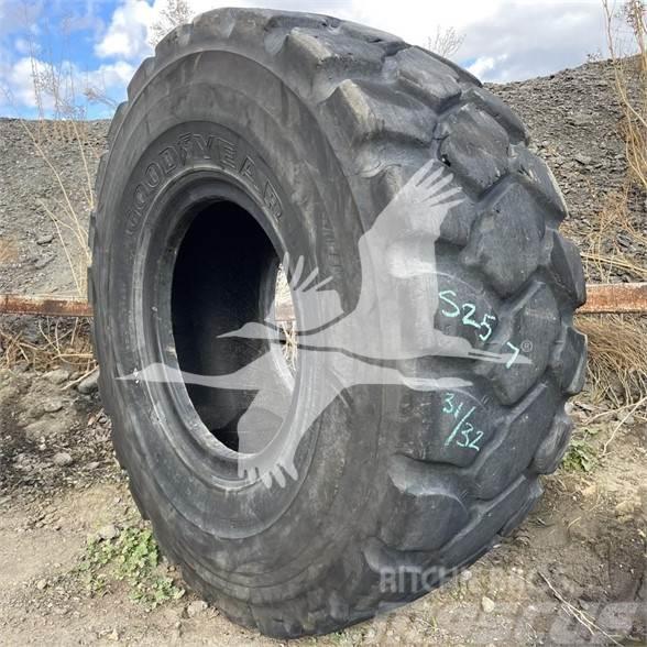 Goodyear 20.5R25 Neumáticos, ruedas y llantas