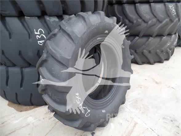 Samson 19.5L24 Neumáticos, ruedas y llantas