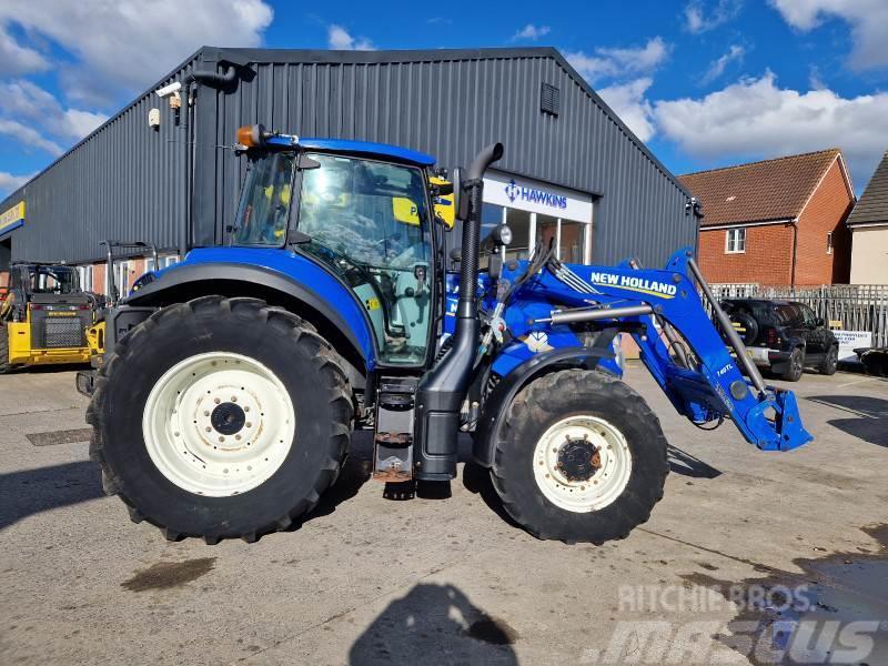 New Holland T5.110 & LOADER Tractores