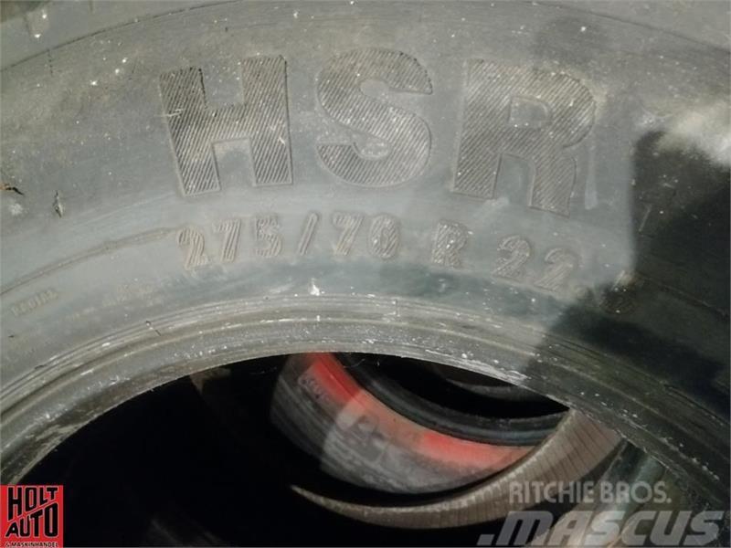  - - -  Brugt dæk 275-70x22.5 Neumáticos, ruedas y llantas