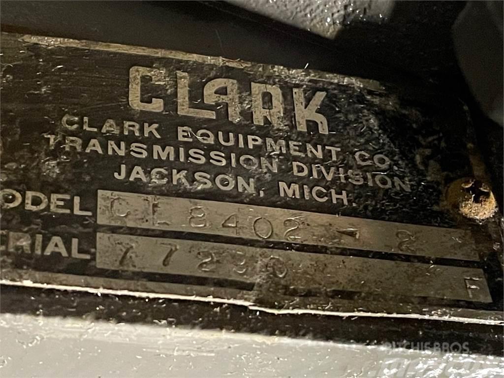Clark converter model CL-8402 Otros componentes