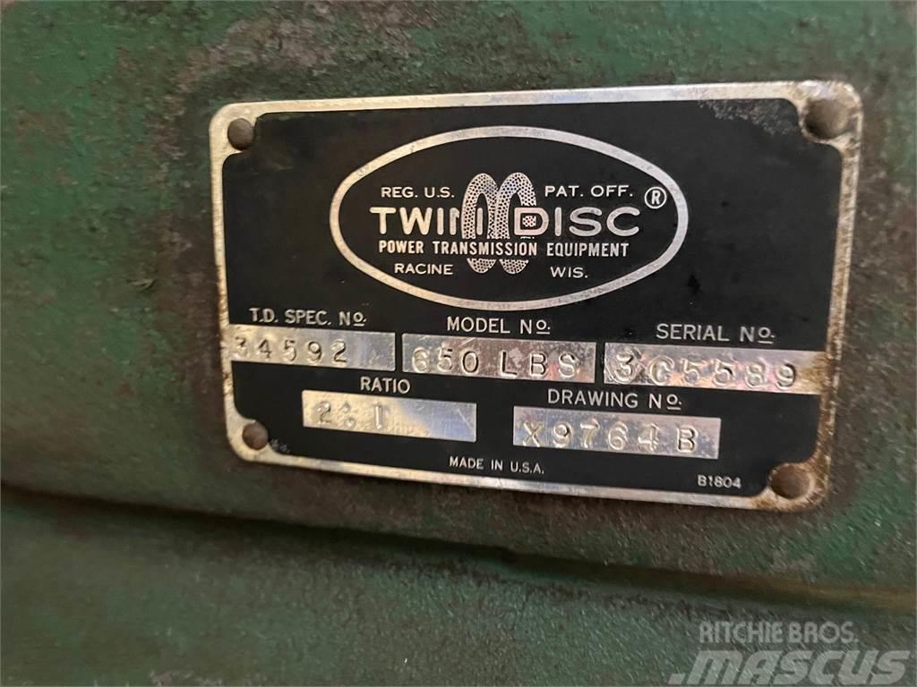  Twin Disc Model 6-C-1502-1 Transmisión