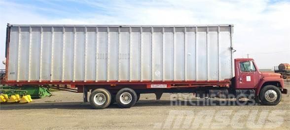 International S1900 Camiones para granja y transporte de granos