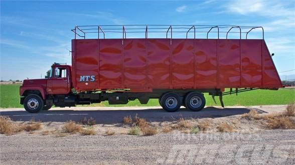 Mack RD690S Camiones para granja y transporte de granos