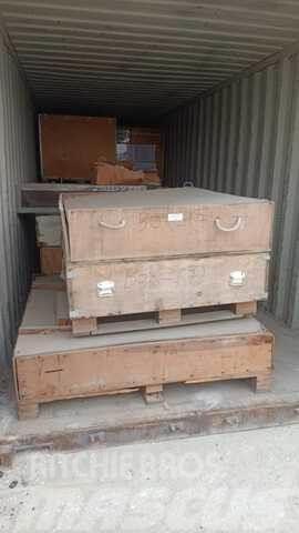  Quantity of (1) Container of Spare Parts to fit Re Otros equipamientos de construcción