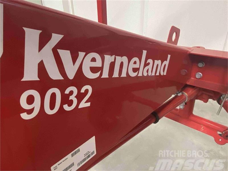 Kverneland 9032 rotorrive Rastrillos y henificadores