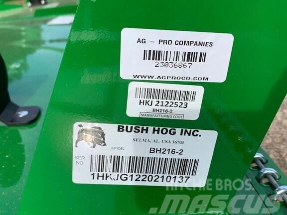 Bush Hog BH216 Desmenuzadoras, cortadoras y desenrolladoras de pacas