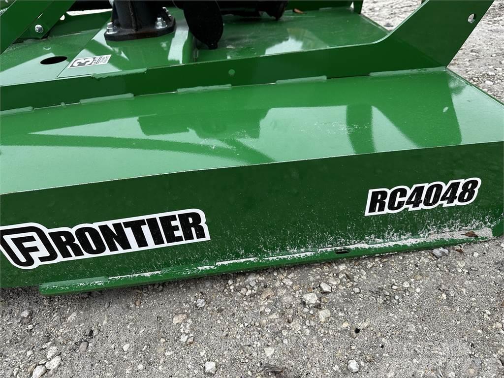 Frontier RC4048 Desmenuzadoras, cortadoras y desenrolladoras de pacas