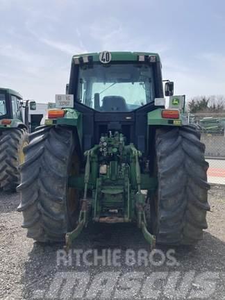 John Deere 6910 Tractores