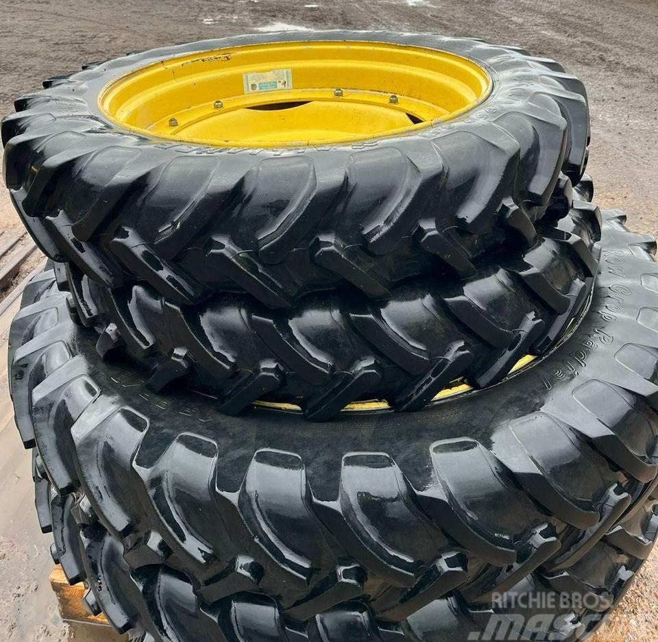 Row Crop Wheels Neumáticos, ruedas y llantas