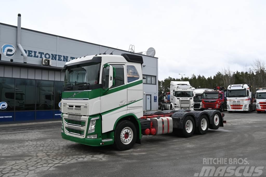 Volvo FH540 8x4*4 Tridem Camiones chasis