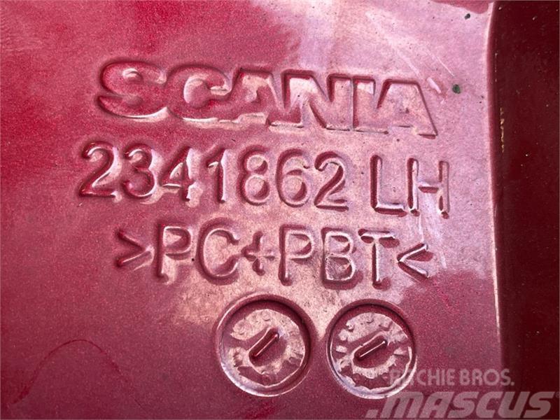 Scania  BRACKET 2341862 LH Chasis y suspención