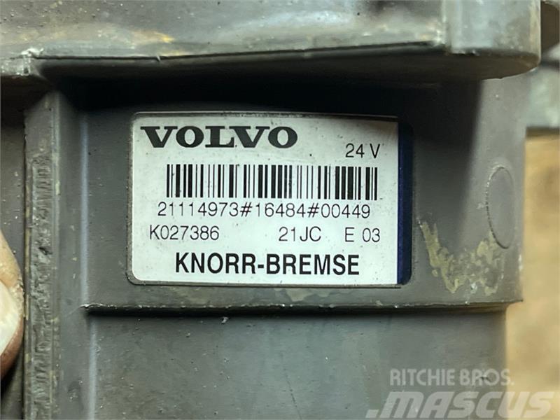 Volvo  MODULATOR 21114973 Radiadores