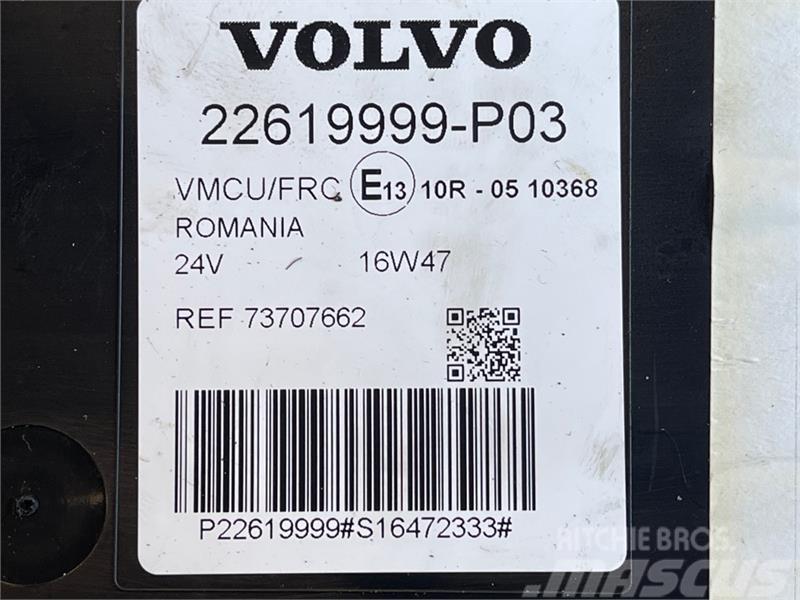 Volvo VOLVO ECU UMCU / FFR 22619999 Electrónicos
