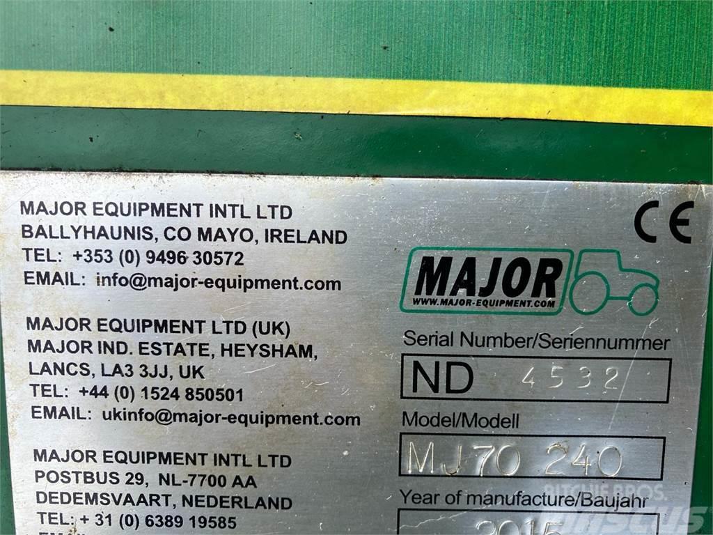 Major MJ70-240 Rollermower Otra maquinaria agrícola usada