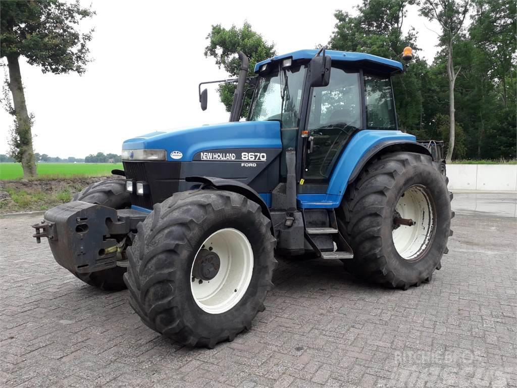 New Holland 8670 Tractores