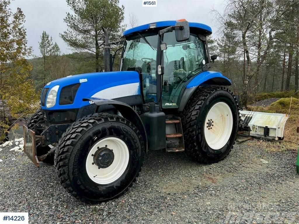 New Holland TS135A Tractores