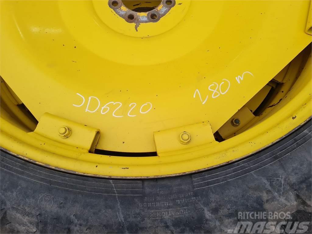 Alliance & Petlas Neumáticos, ruedas y llantas