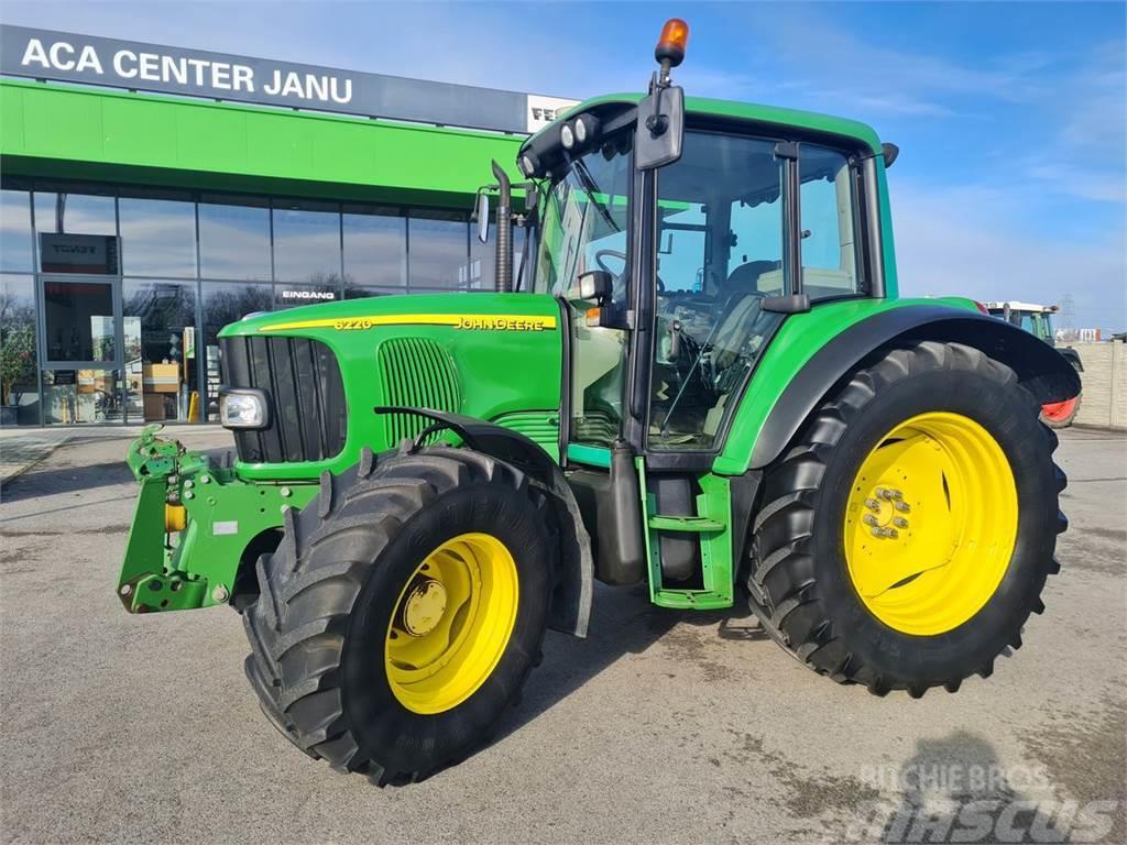 John Deere 6220 Premium Tractores