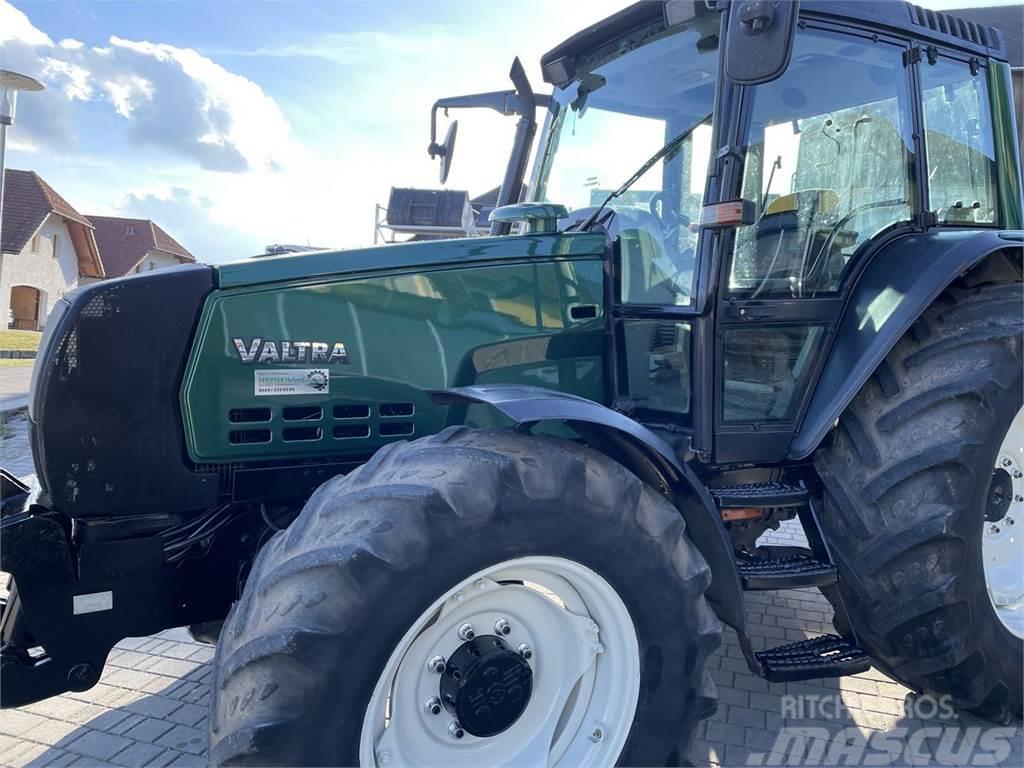 Valtra 6850 HiTech Tractores
